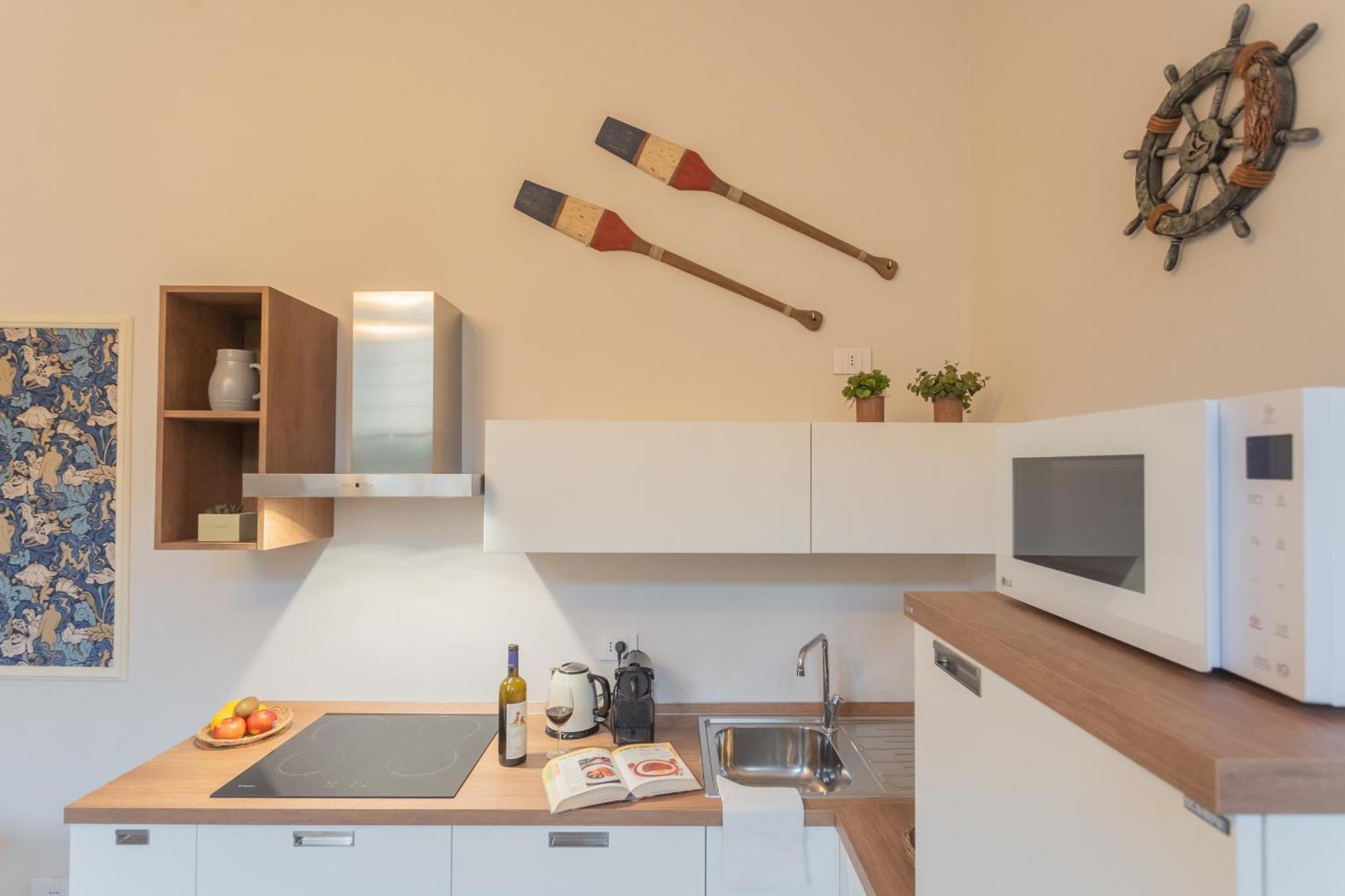 Cinque Giornate 70 Suites By Rent All Комо Экстерьер фото