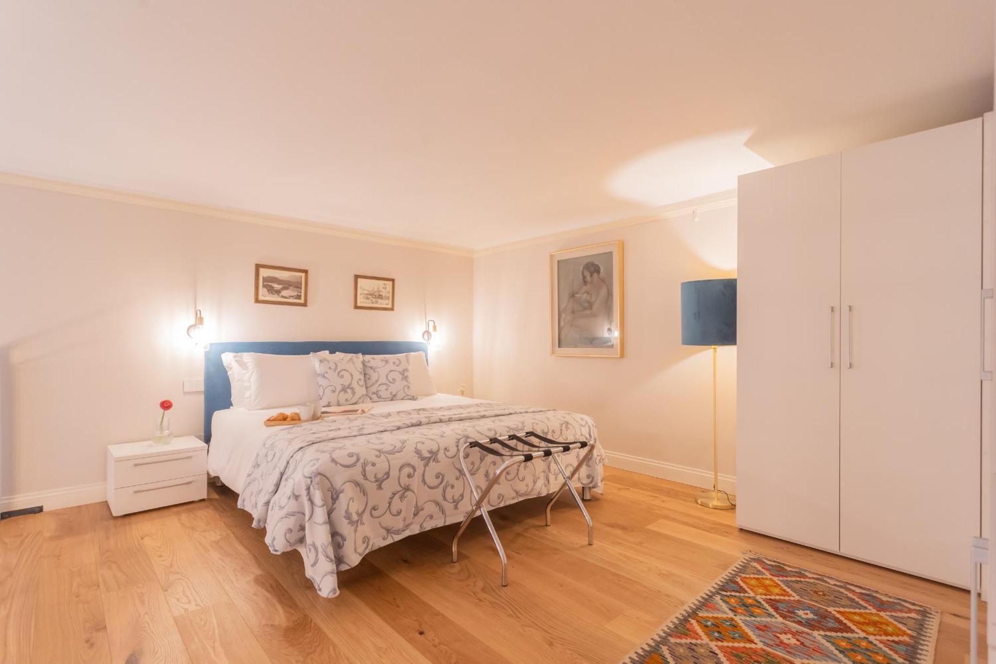 Cinque Giornate 70 Suites By Rent All Комо Экстерьер фото